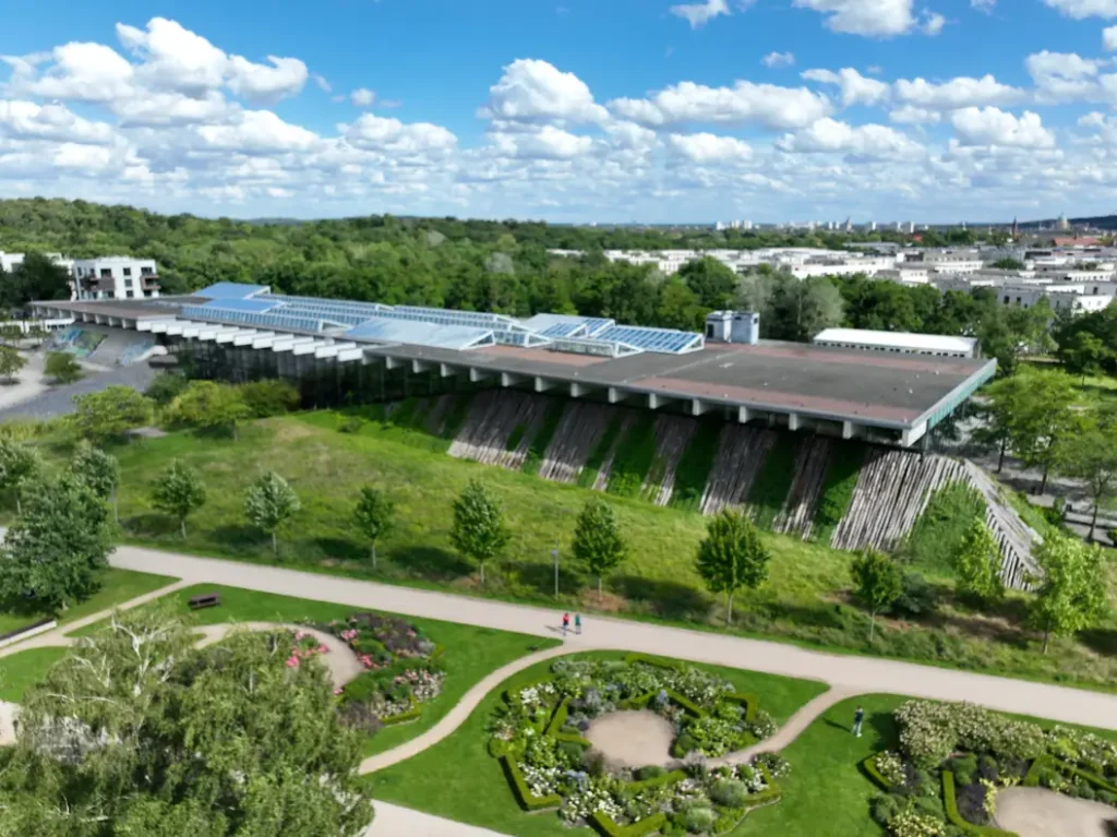 Scan to BIM Biosphaere Potsdam aussen